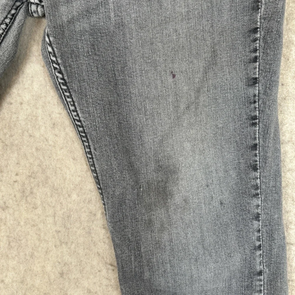 Levi's 511 Jeans Men's 38x30 Slim Fit Gray‎ Wash Denim Red Tab Distressed
